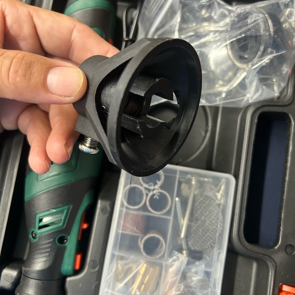 CORDLESSS ROTARY TOOL - Picture 5 of 8